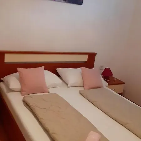 Madi * Biograd Na Moru