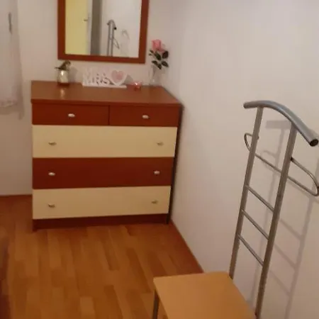 Lägenhet Madi